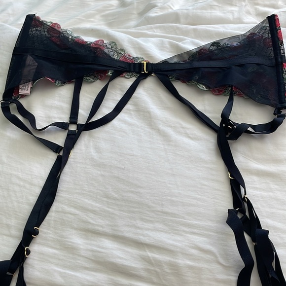 Victoria’s Secret cherry garter belt. Nwt - Picture 3 of 4